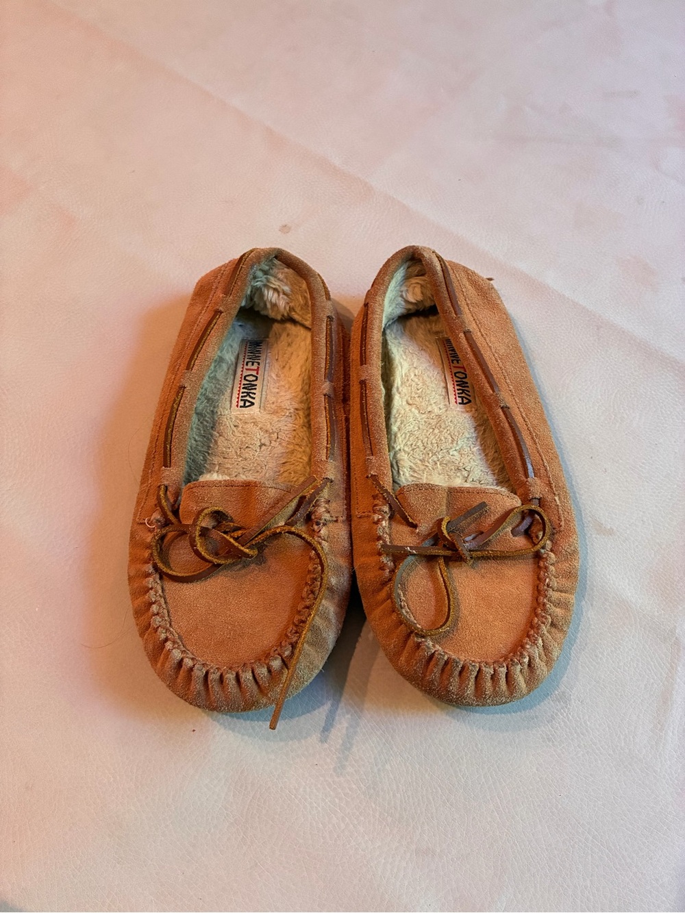Minnetonka Chestnut Brown Suede Moccasin with Fur Lining